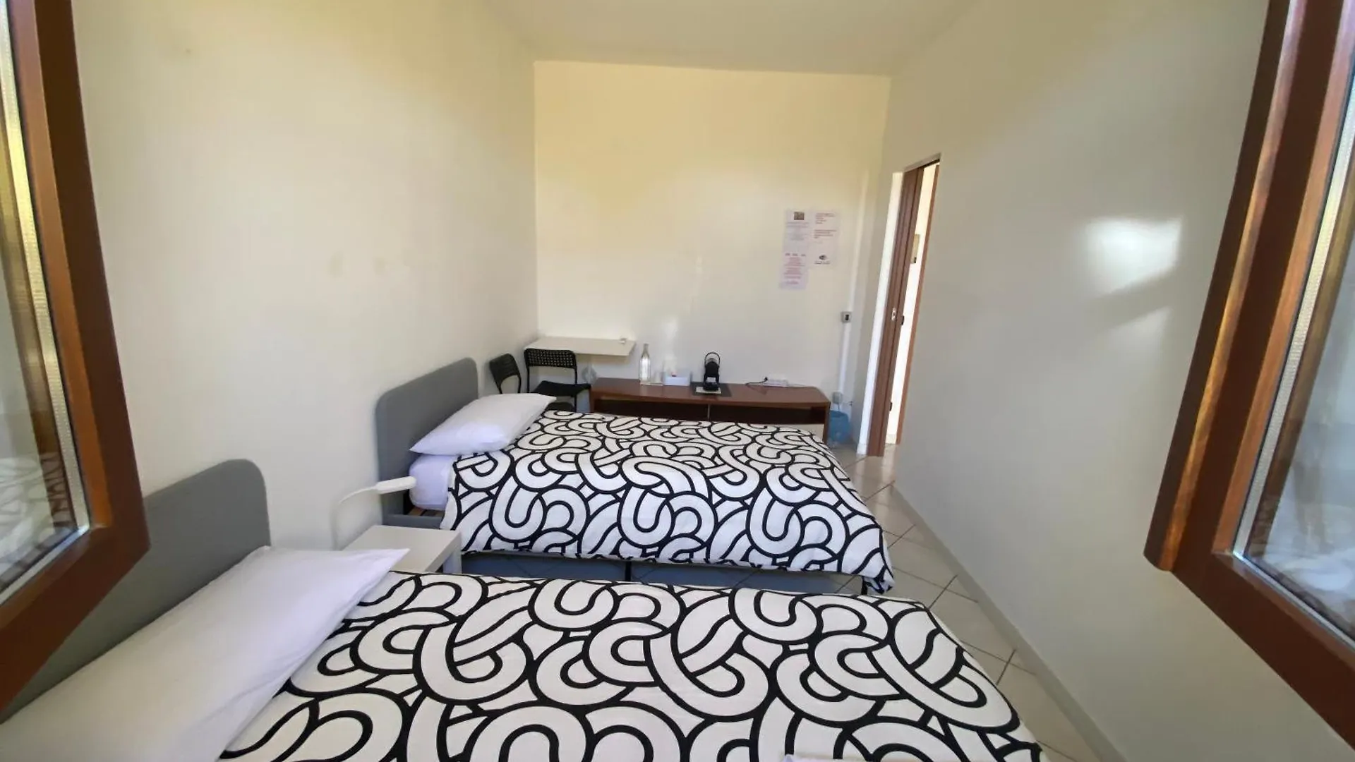 Guest house La Casa Di Ciro Gc & Friends Hotel Ferno